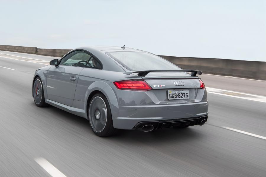  Audi TT RS Coupe (8S) 2018 года  (LA) (фото 6 из 10)